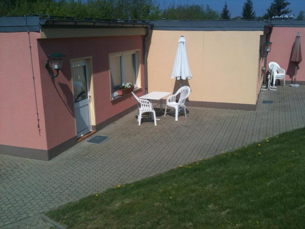 Hotel-Pension Am Muehlberg Lübbenau Esterno foto