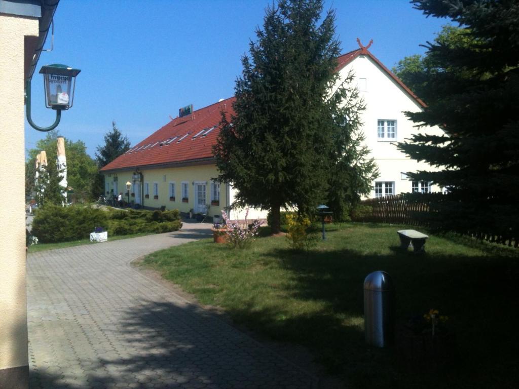 Hotel-Pension Am Muehlberg Lübbenau Esterno foto